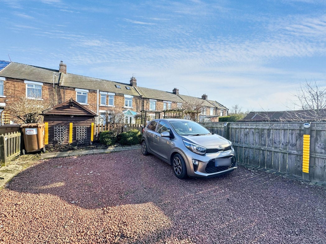 Property image 2 of 21