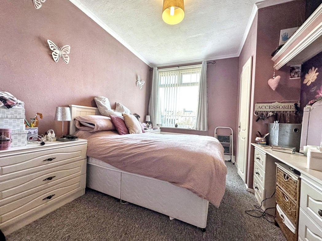Property image 15 of 21