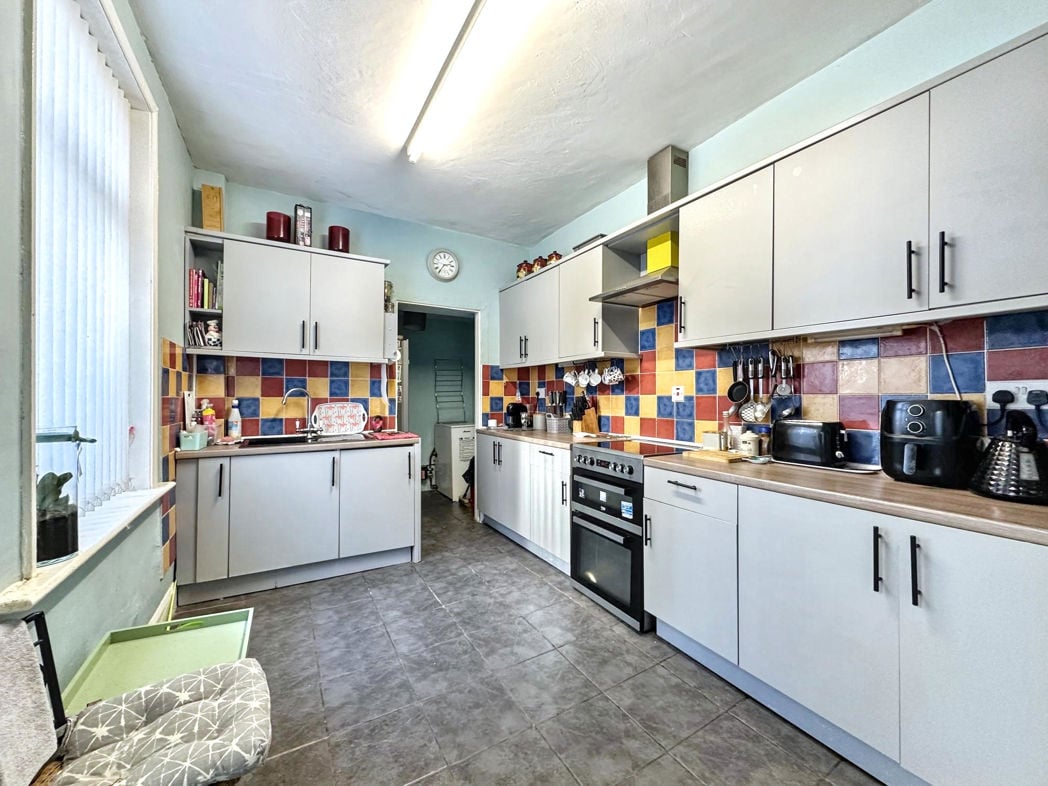 Property image 13 of 21