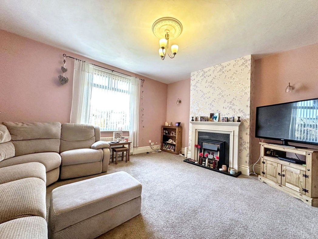 Property image 8 of 21
