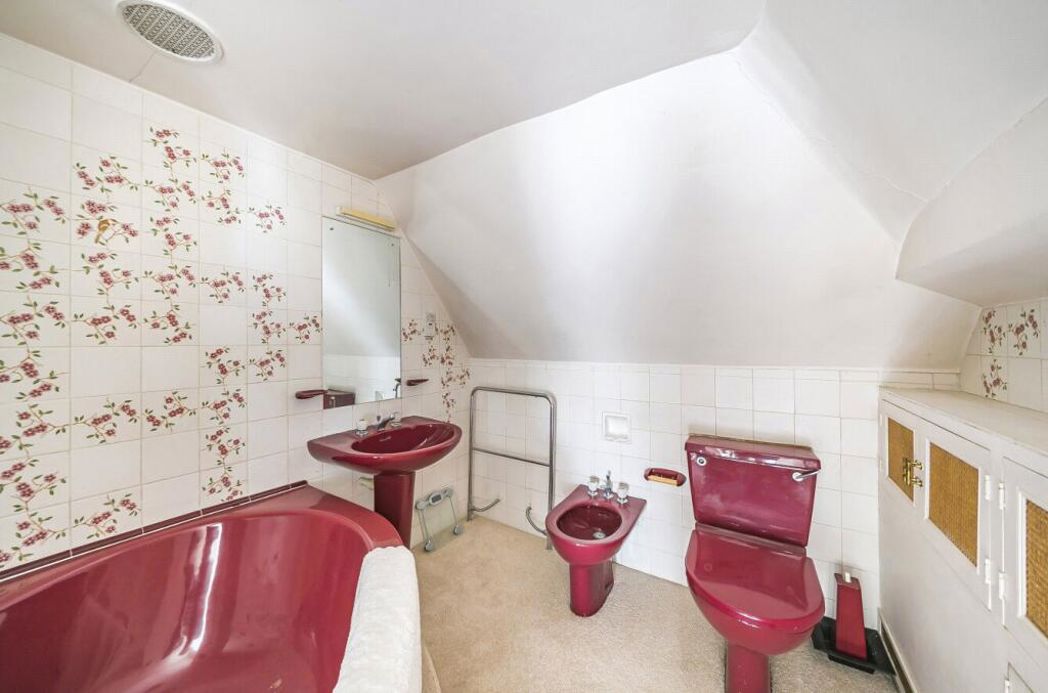Property image 10 of 33