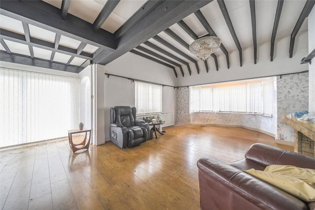 Property image 24 of 33