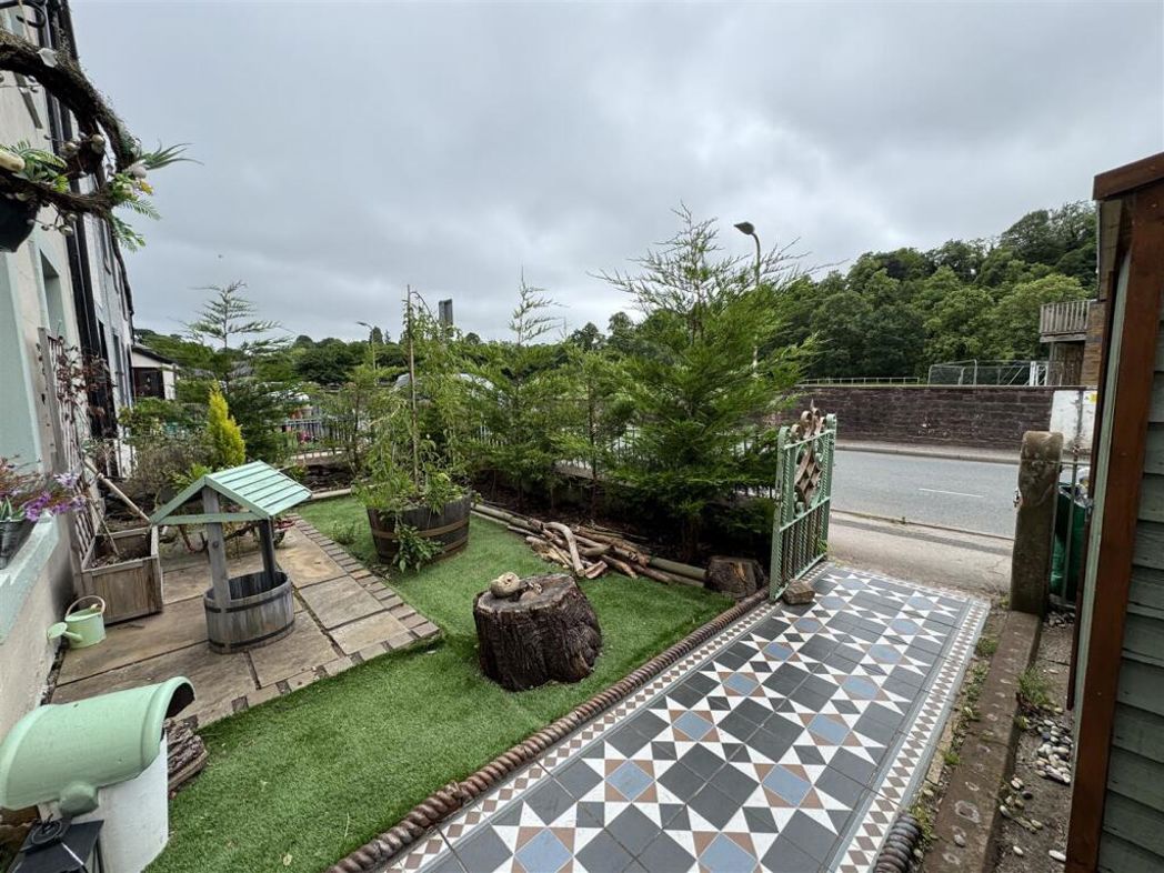 Property image 16 of 21