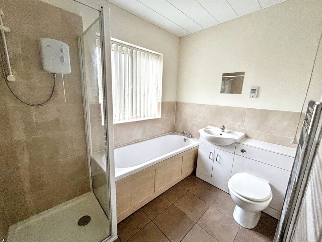 Property image 16 of 20