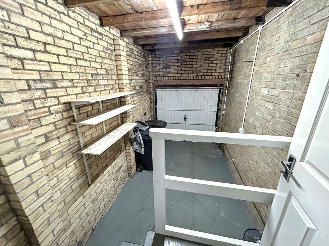 Property image 17 of 20