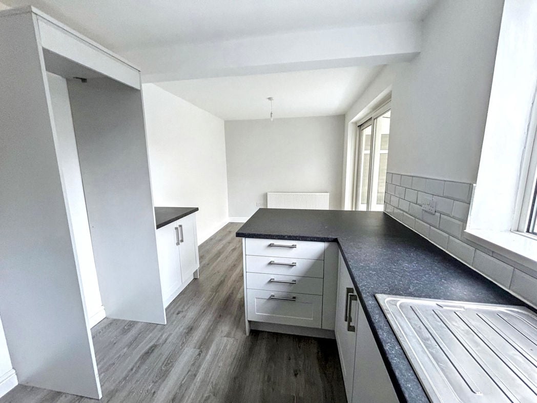 Property image 5 of 20