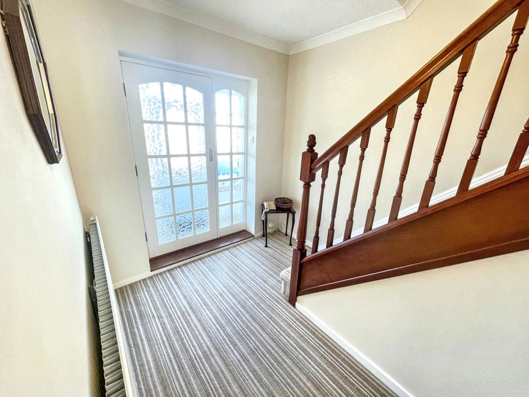 Property image 3 of 14