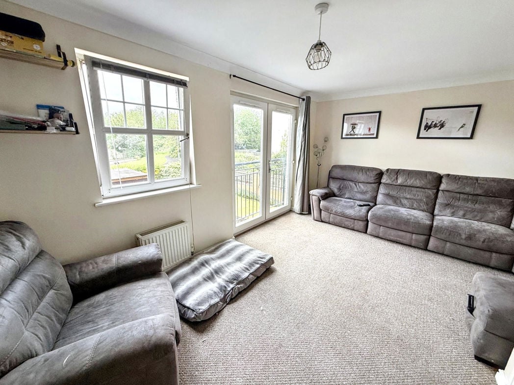 Property image 6 of 13