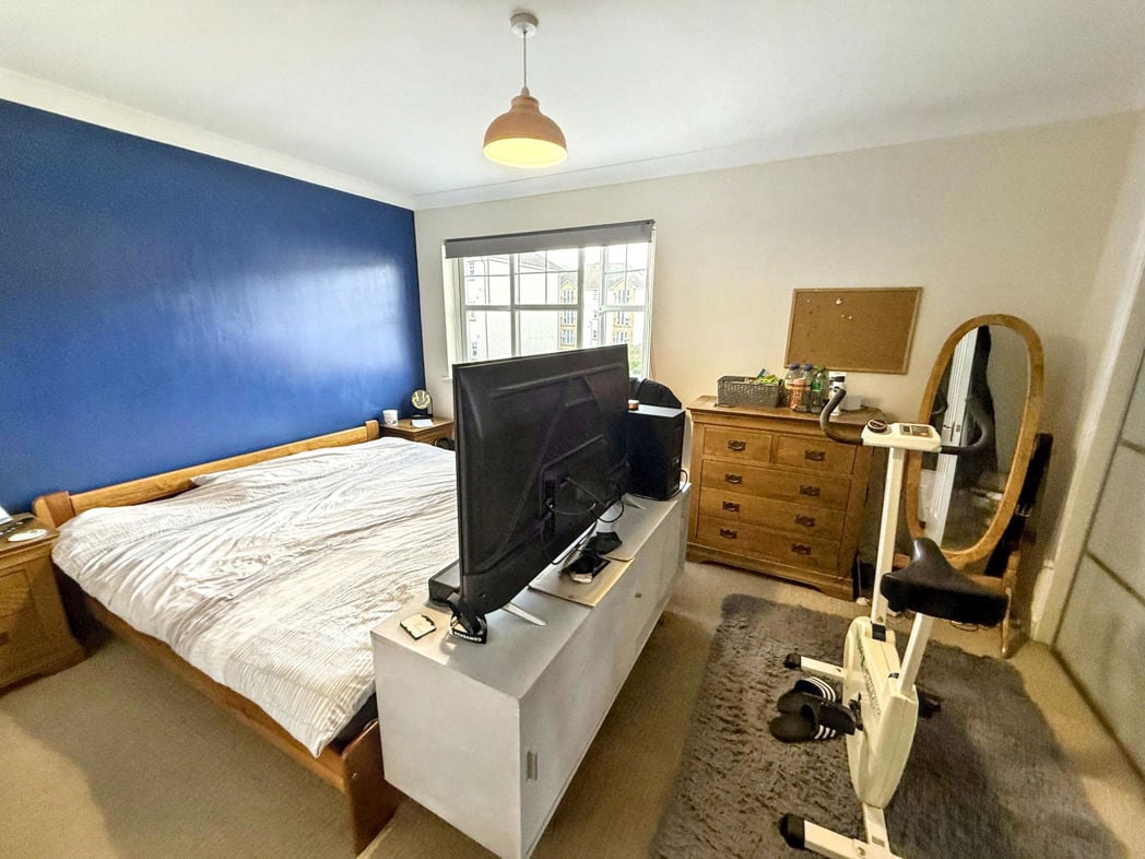 Property image 12 of 13
