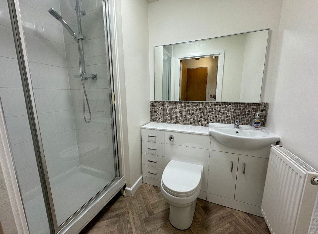 Property image 5 of 5