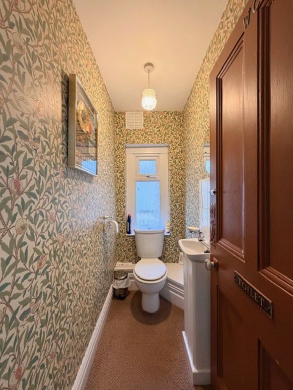 Property image 8 of 19