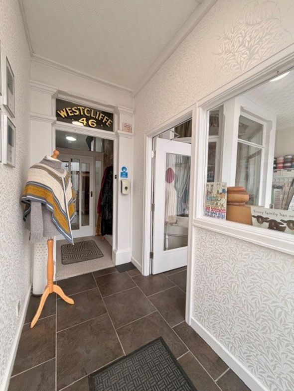 Property image 13 of 19