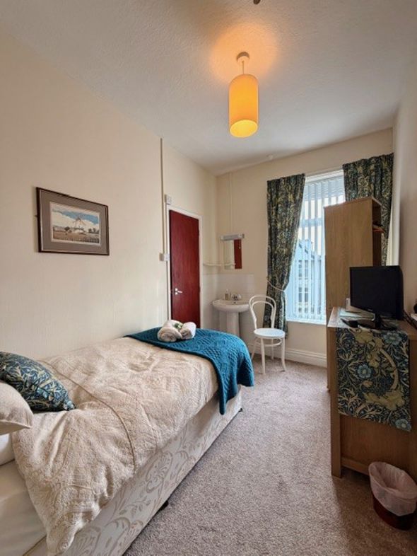 Property image 17 of 19