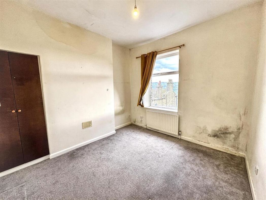 Property image 6 of 14