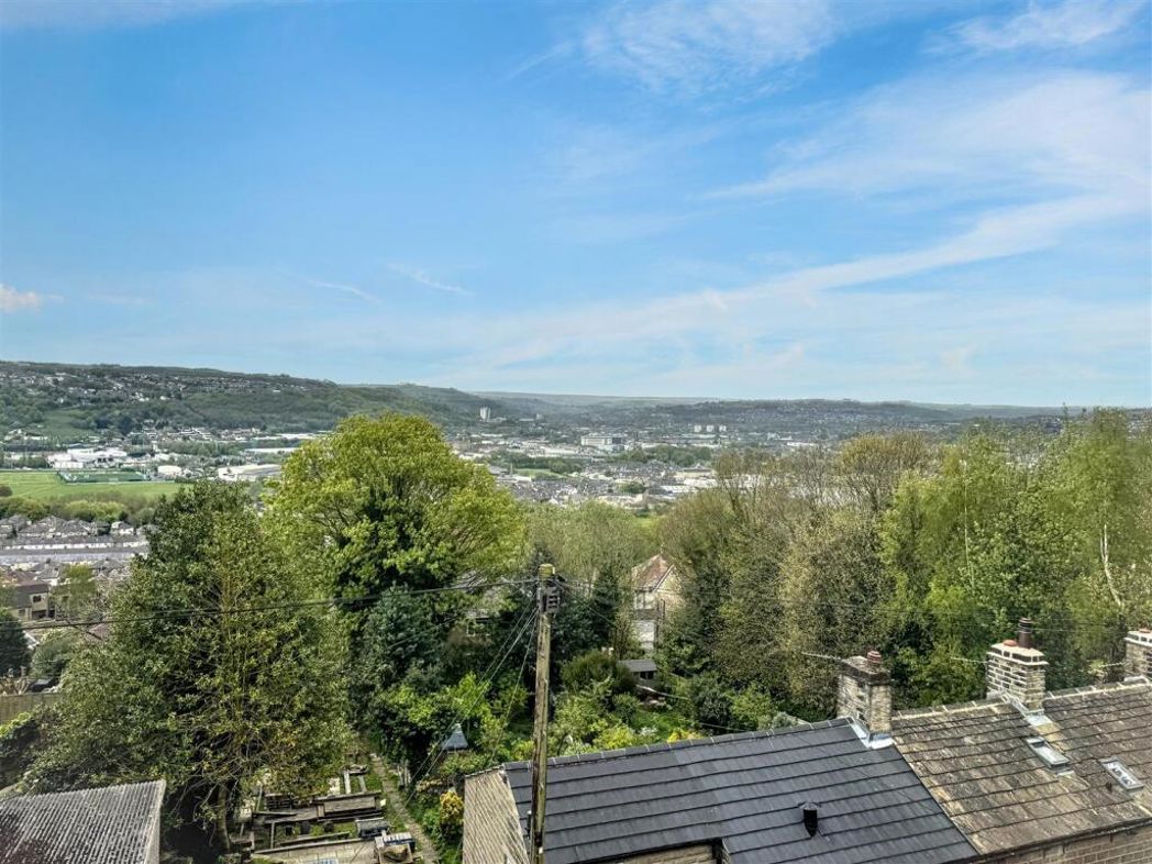 Property image 10 of 14