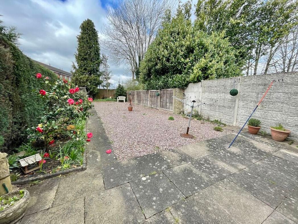 Property image 11 of 11