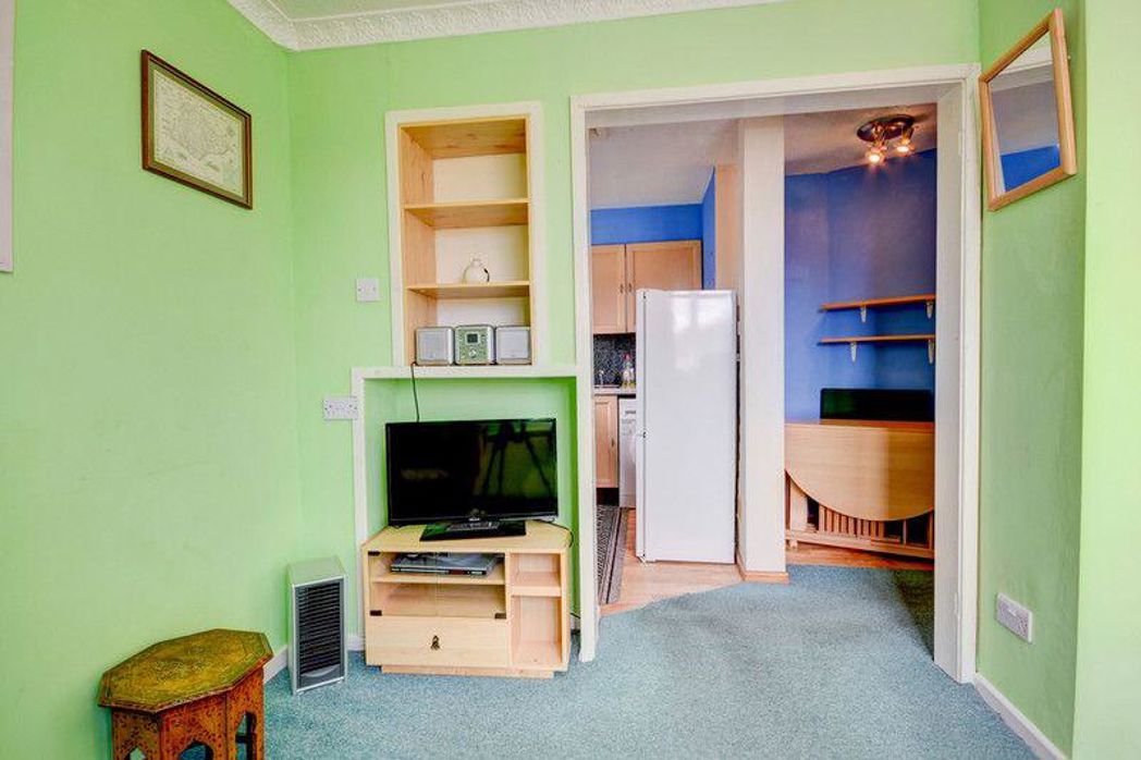 Property image 6 of 8