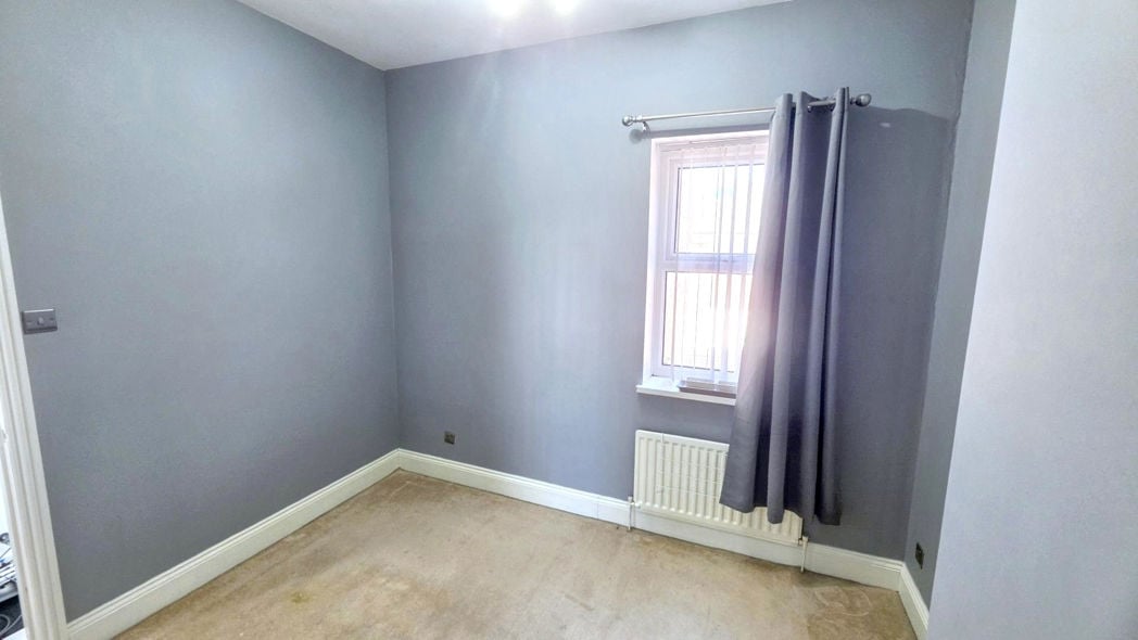 Property image 10 of 13