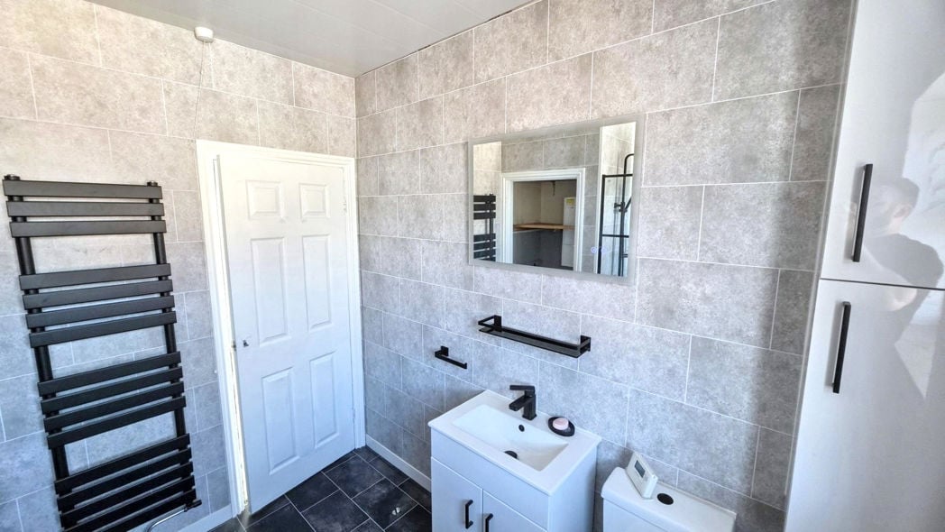 Property image 13 of 13