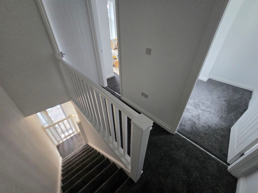 Property image 7 of 12