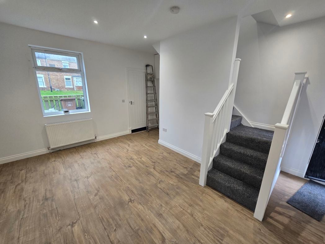 Property image 2 of 12