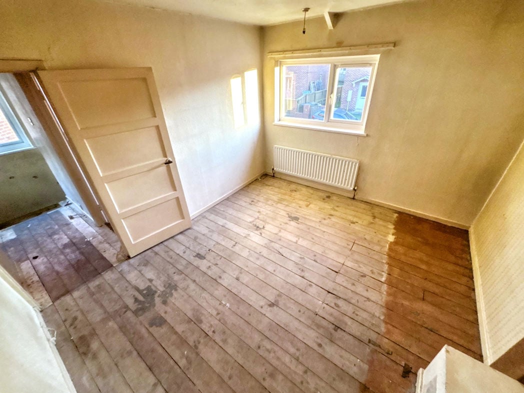 Property image 10 of 18