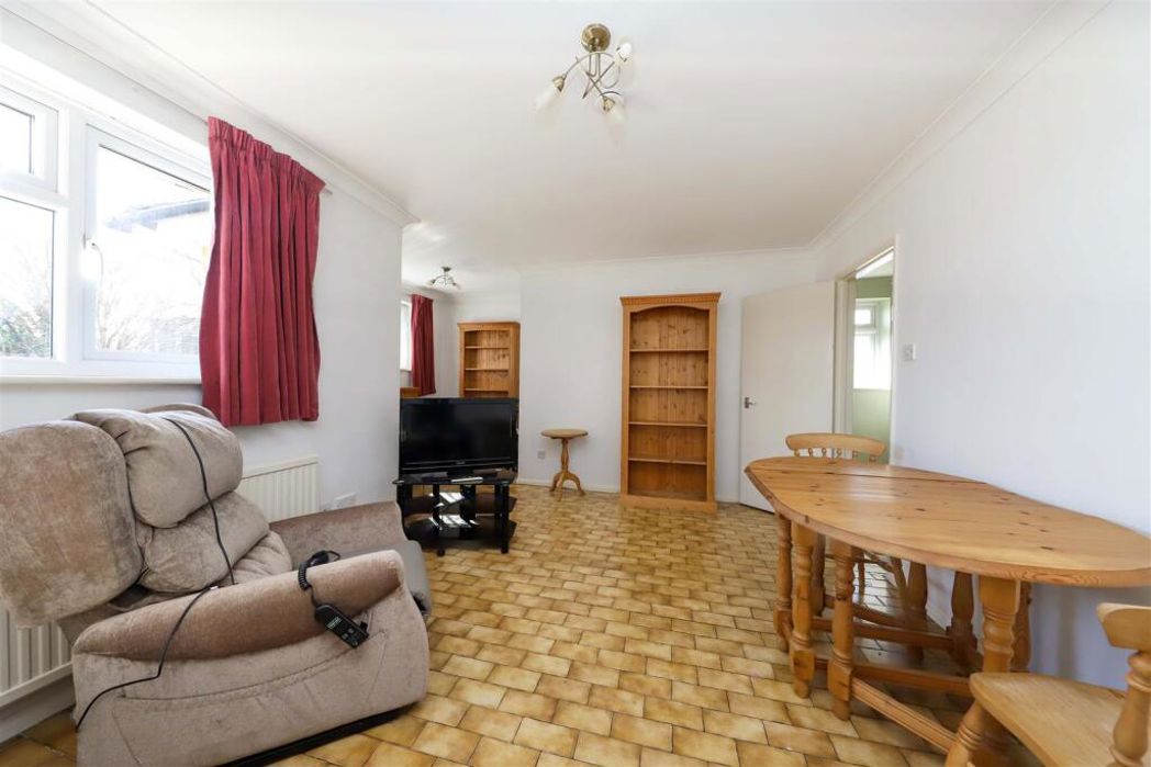 Property image 2 of 6