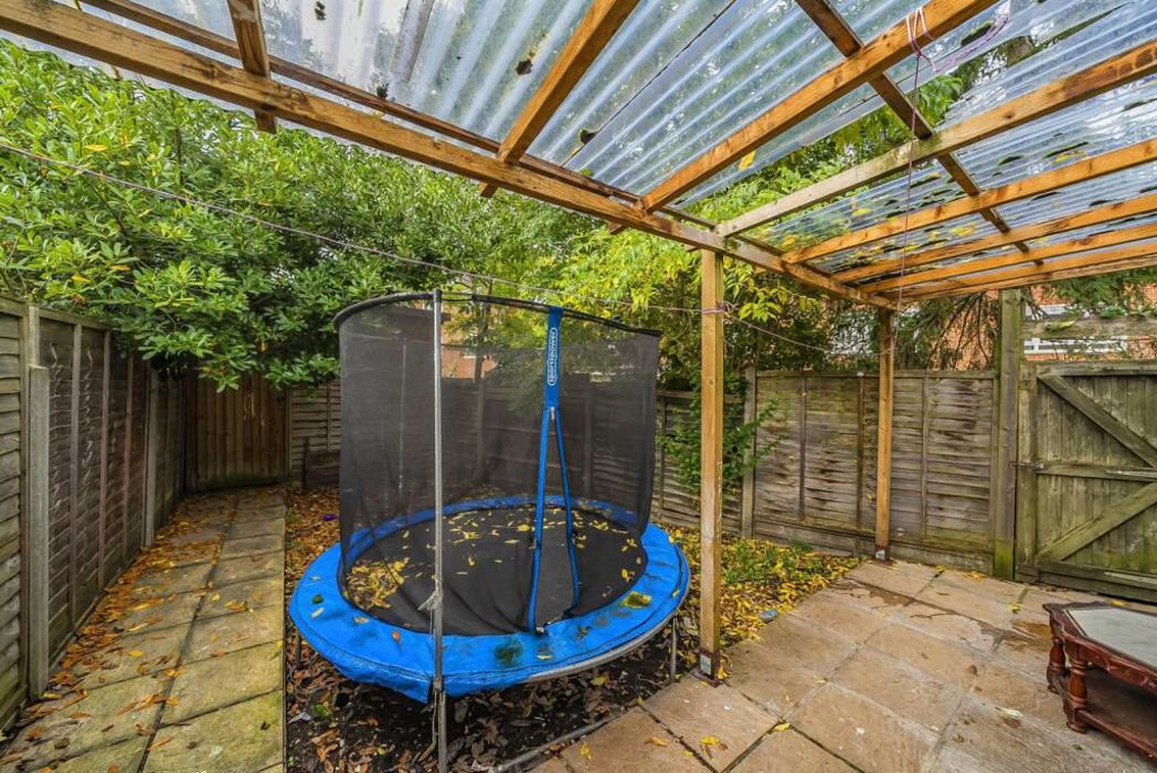 Property image 5 of 9