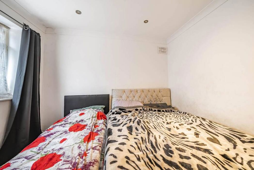 Property image 4 of 9