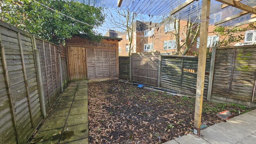 Property image 8 of 9
