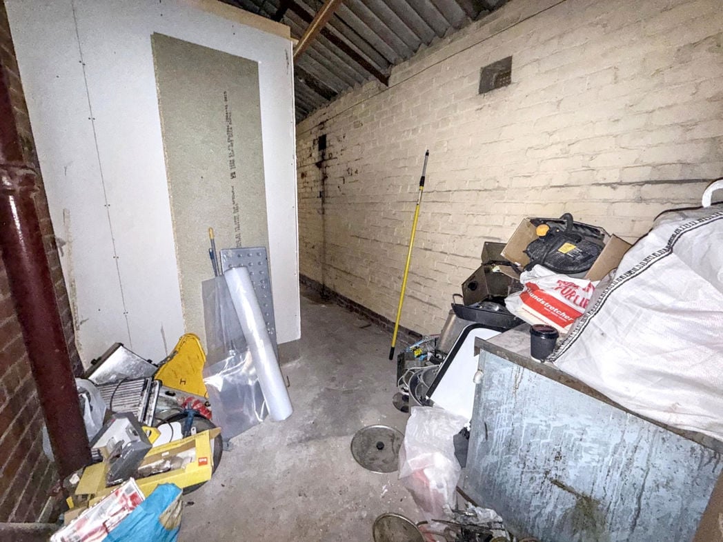 Property image 14 of 16