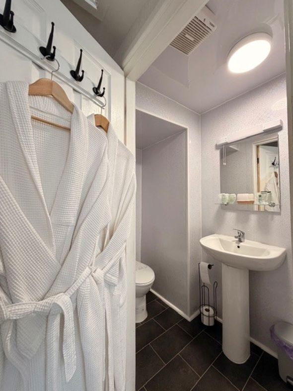 Property image 23 of 30
