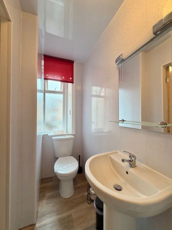 Property image 27 of 30