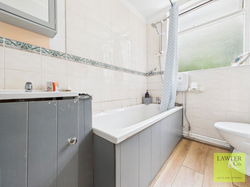 Property image 7 of 7