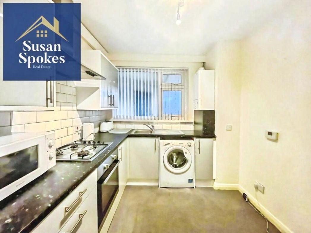 Property image 6 of 9
