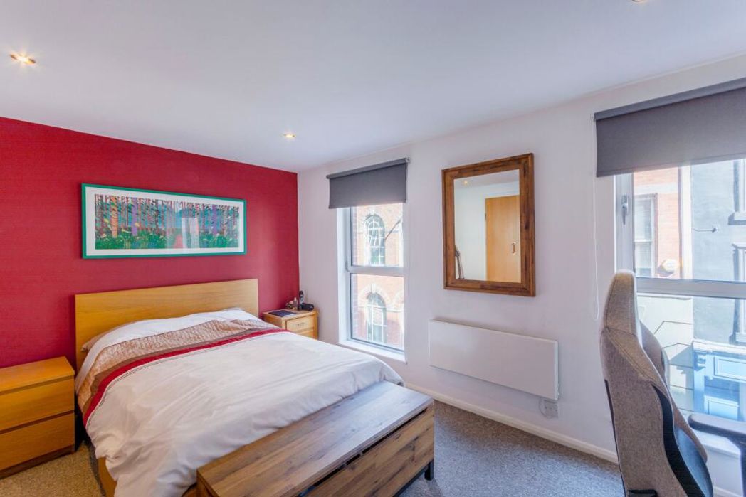 Property image 8 of 9