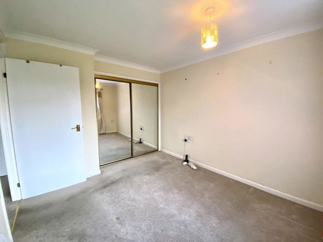 Property image 6 of 15