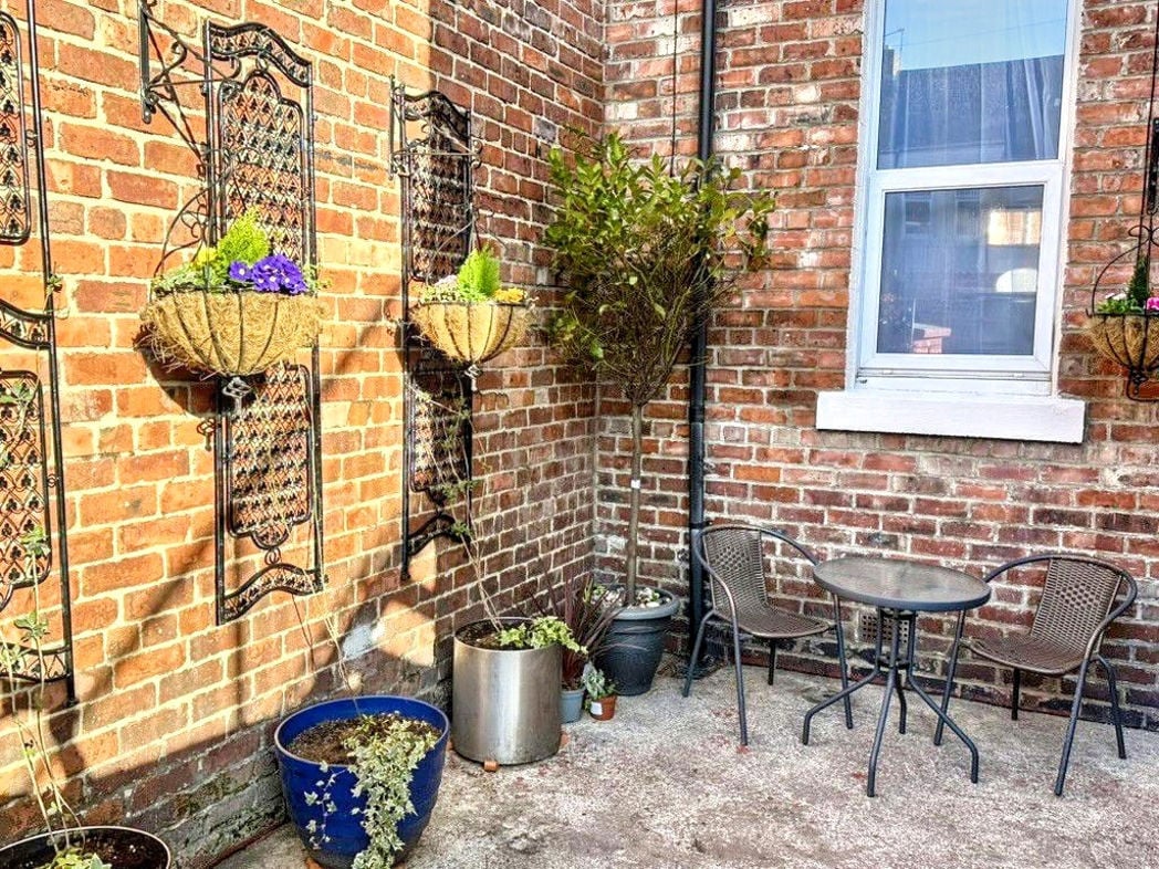 Property image 11 of 14