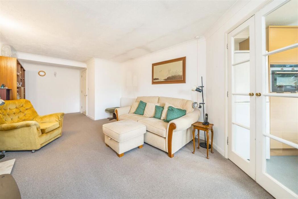 Property image 3 of 10