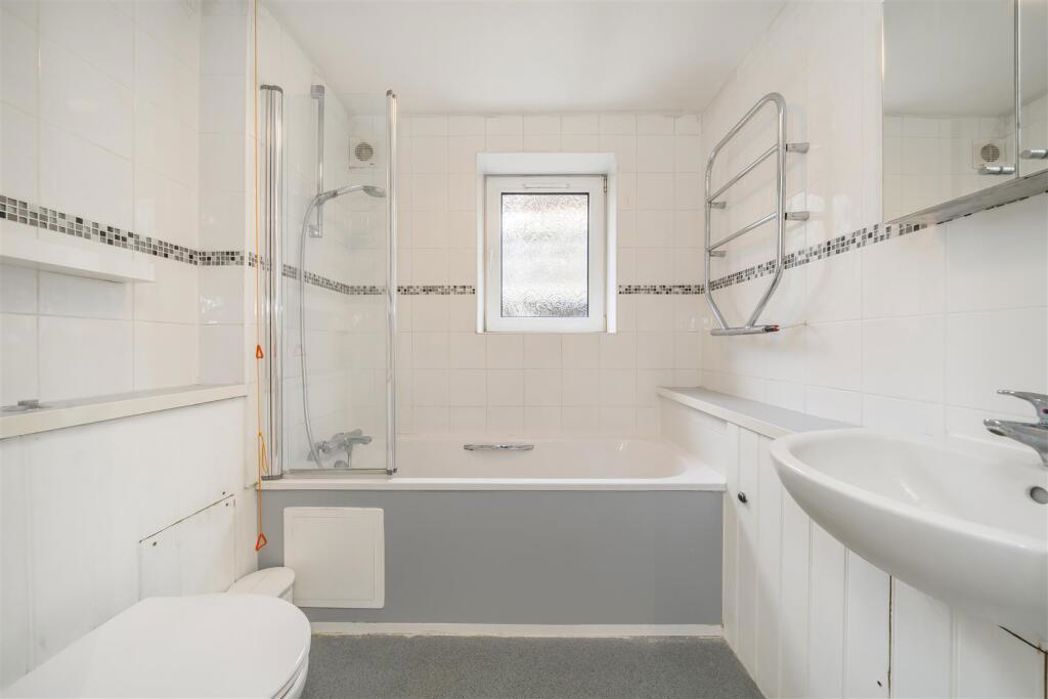 Property image 7 of 10
