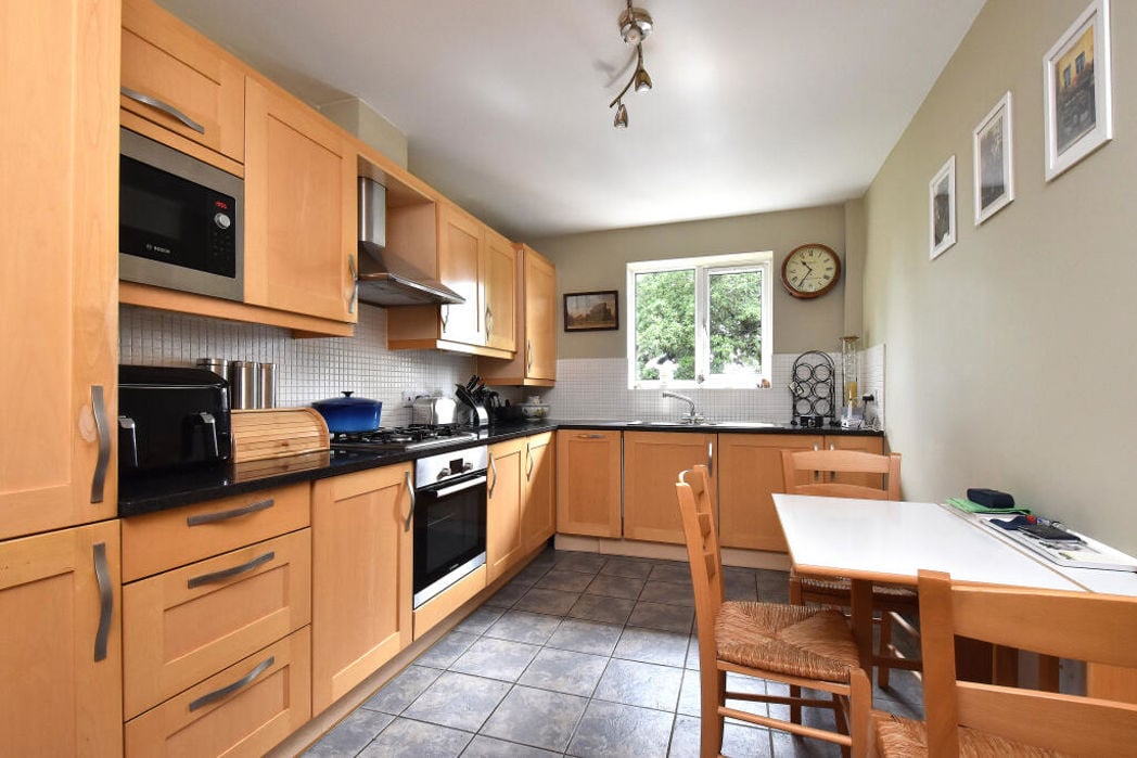 Property image 4 of 17