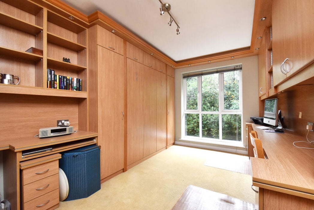Property image 5 of 17