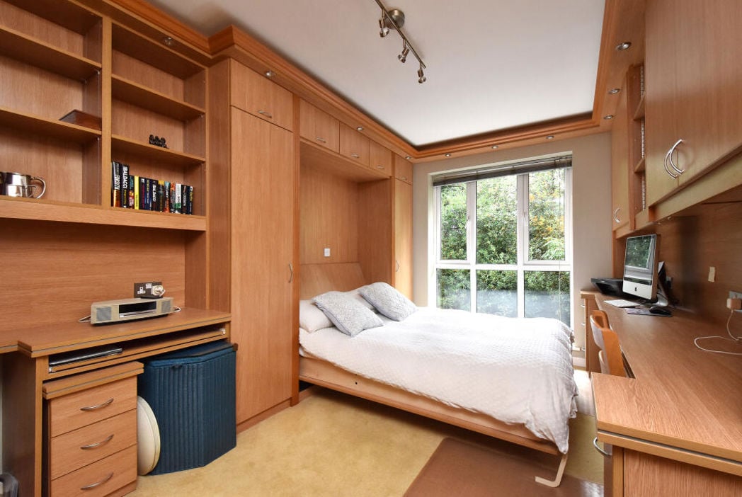 Property image 6 of 17