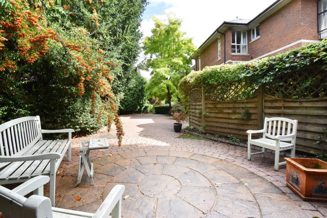 Property image 15 of 17