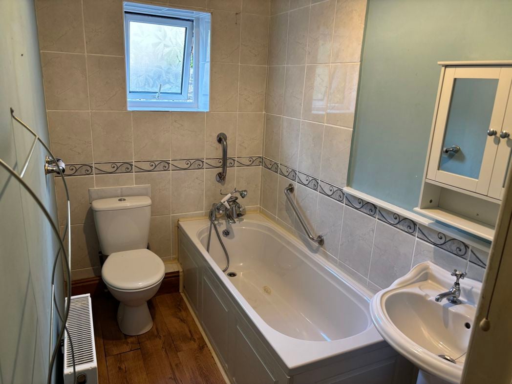 Property image 7 of 11
