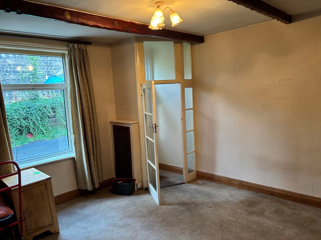 Property image 4 of 11