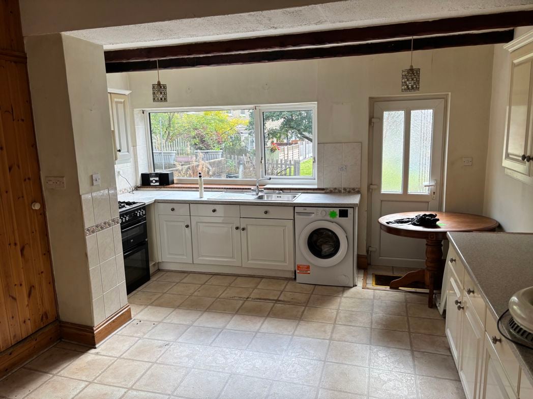 Property image 3 of 11