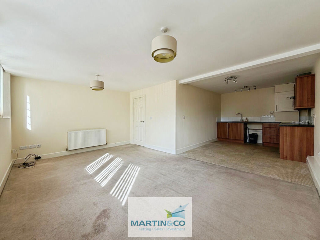 Property image 2 of 14