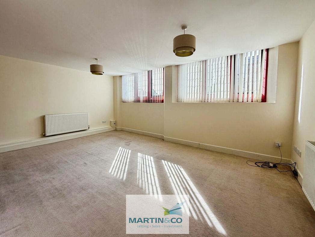 Property image 3 of 14