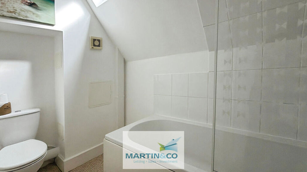 Property image 12 of 14